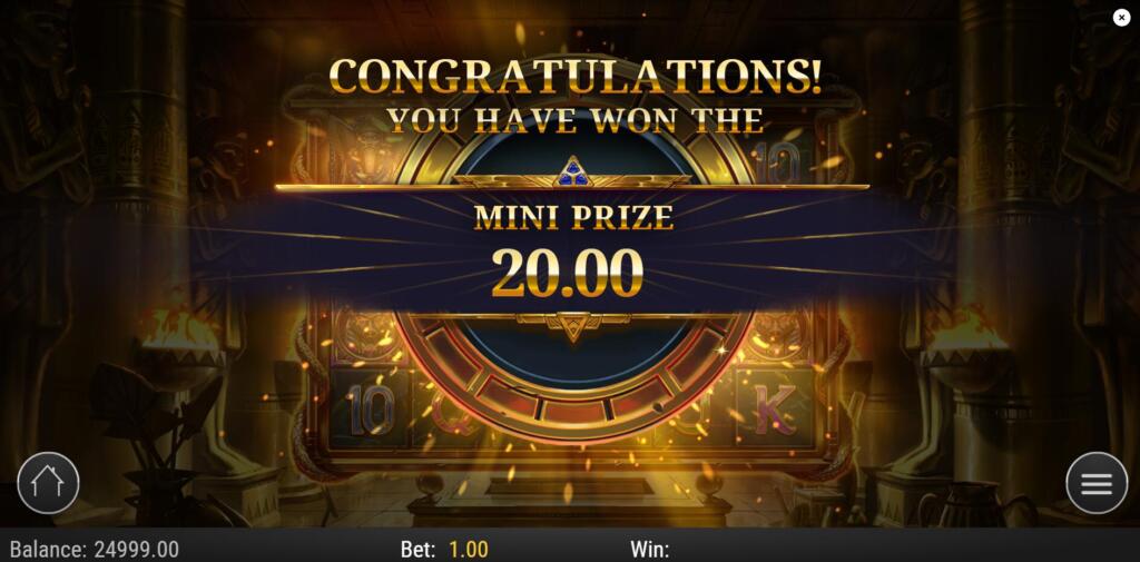 When the Stack of Gold pot is triggered, 1 of 4 fixed Jackpot Prizes is instantly awarded