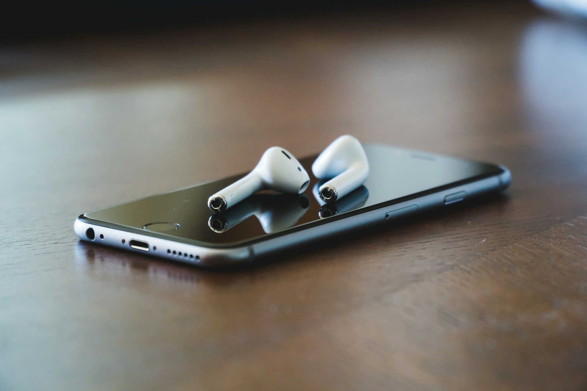 5 Songs We Would Have On Our Fruity Slots Streaming Playlist