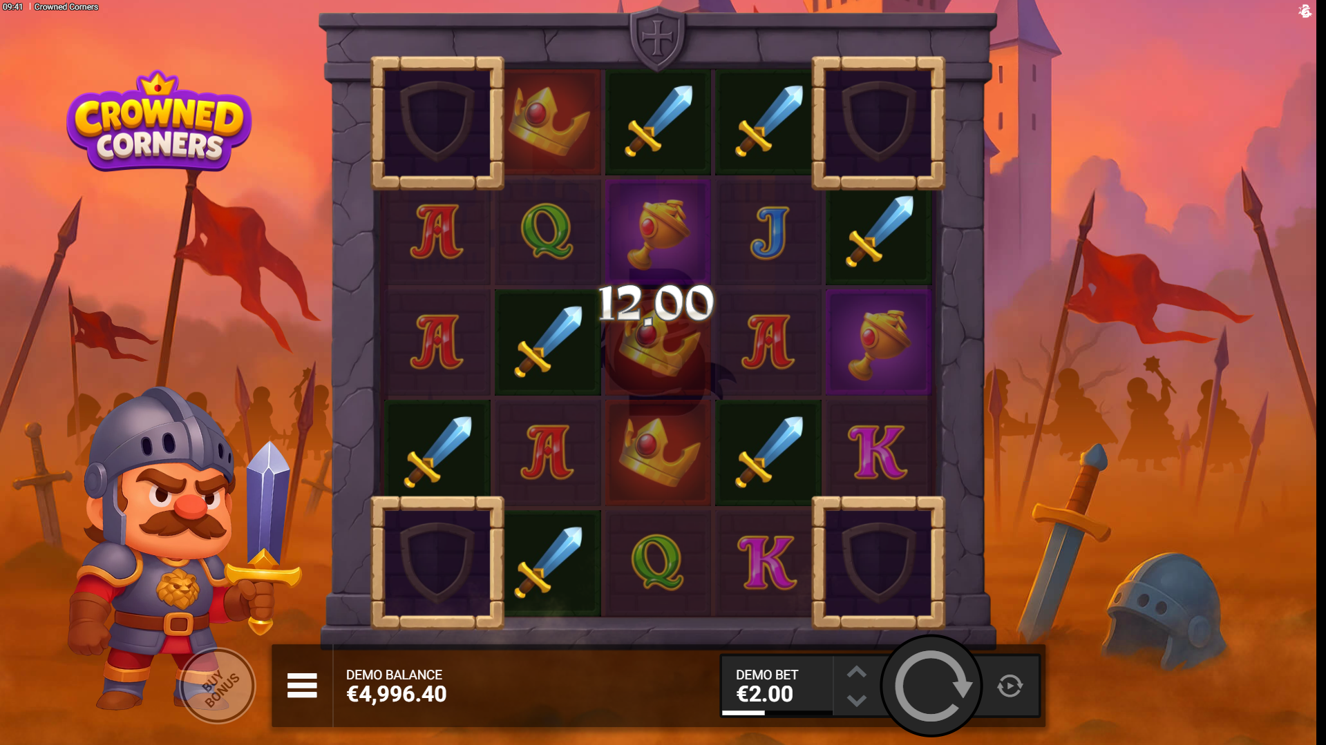 Crowned Corners payline structure