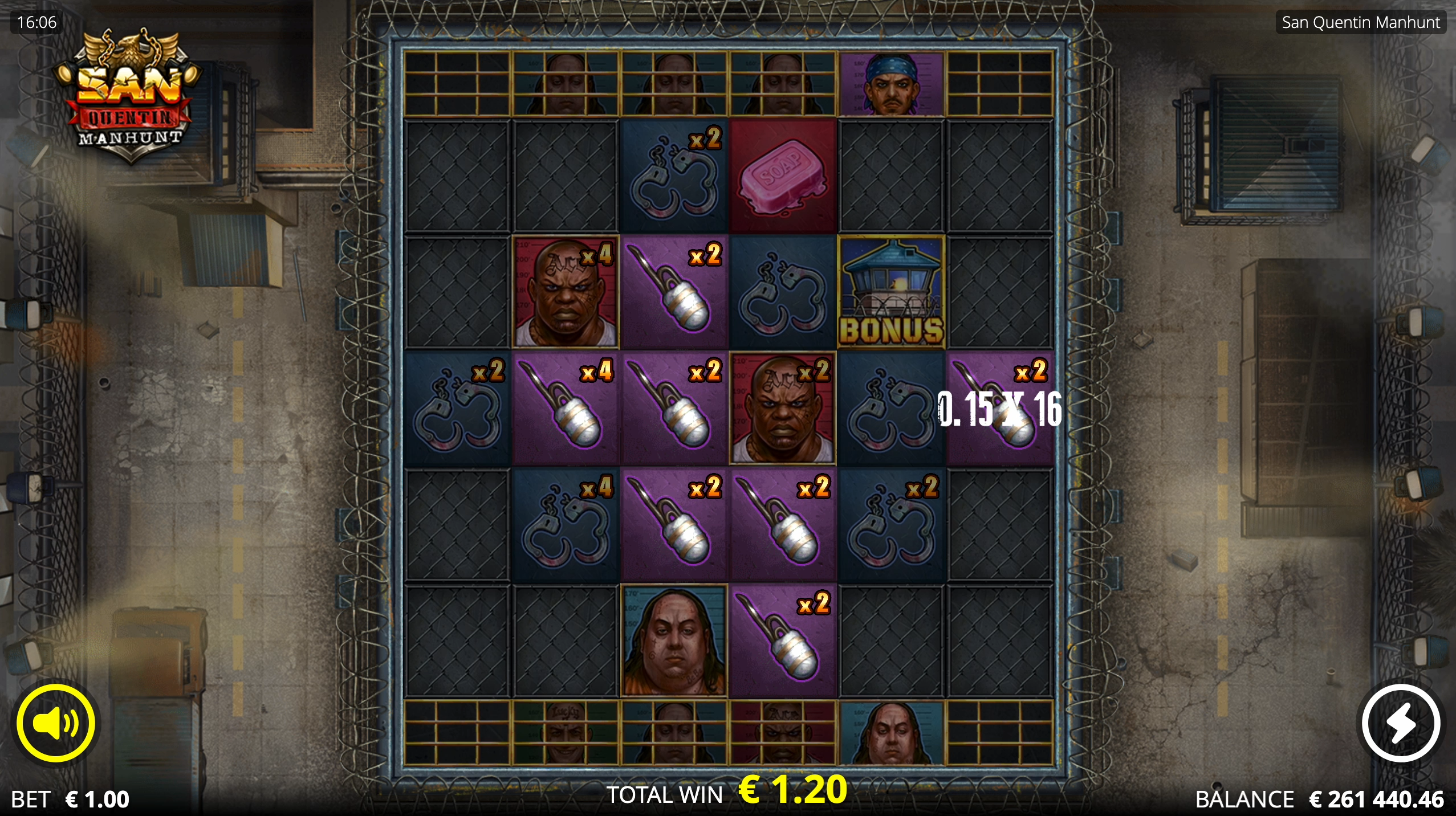 San Quentin Manhunt base game play showing the 6x5 grid with multiplier blocks and prisoner symbols