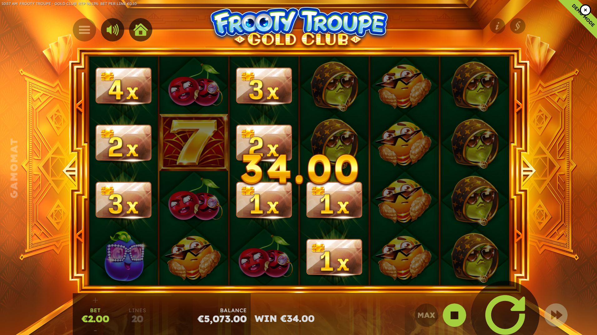Frooty Troupe Gold Club Instant Prize feature with card symbols triggering prize collection