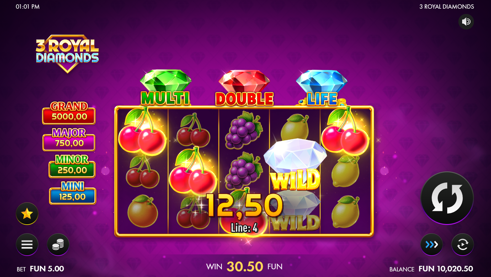 3 Royal Diamonds Wild symbol in action on the reels