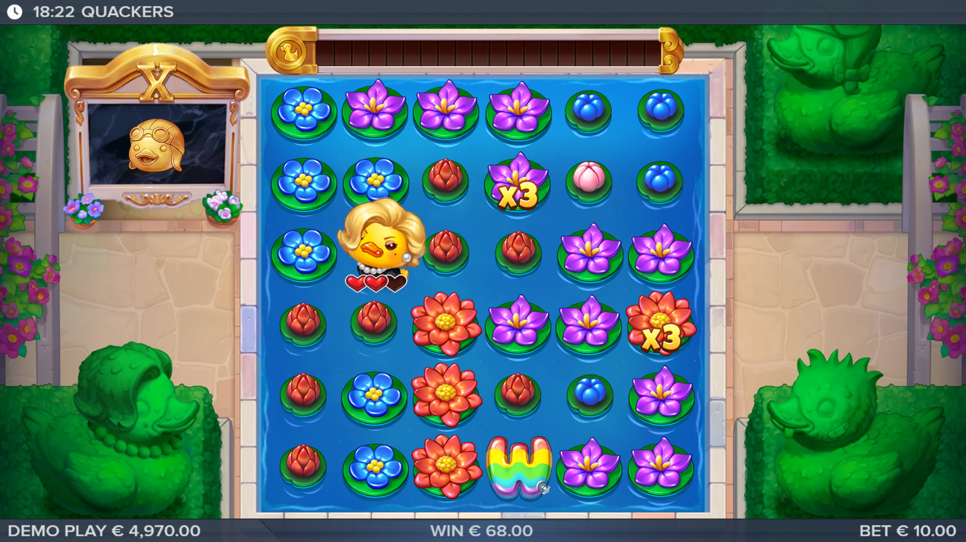 Quackers base game showing 6x6 cluster pays grid with duck modifiers