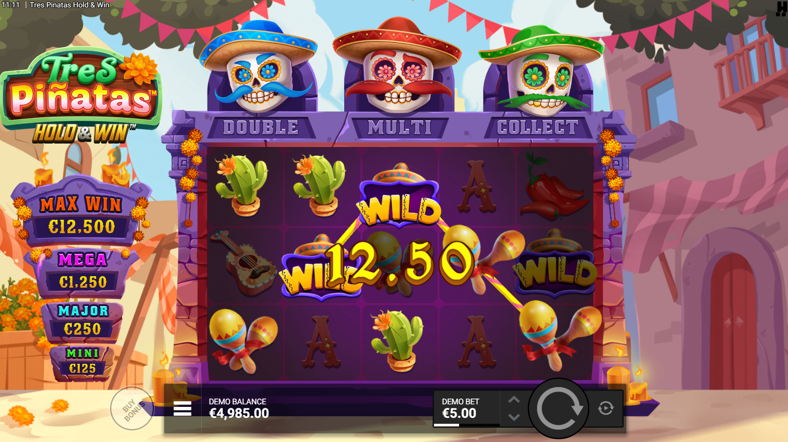 Tres Pinatas Hold & Win wild symbols on the reels