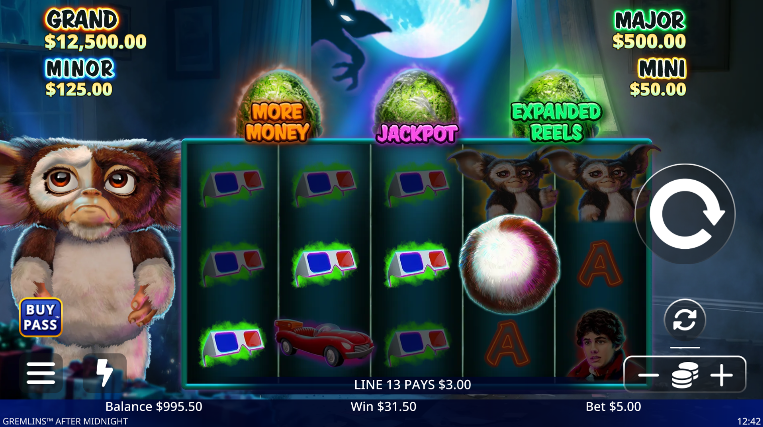 Gremlins After Midnight base game reels showing Mystery Stacked Reels mechanic