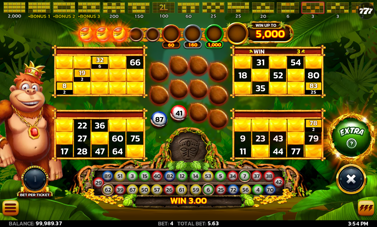 Crazy Monkey: Banana Kingdom gameplay with bonus patterns lit