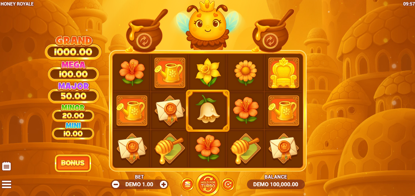 Honey Royale base game play
