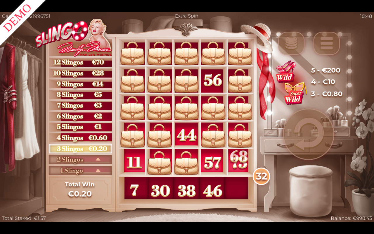 Marilyn Monroe Slingo gameplay