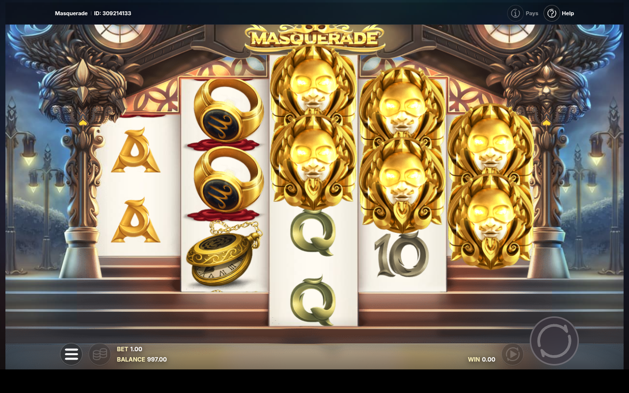 Masquerade gameplay showing Golden Masques covering reels