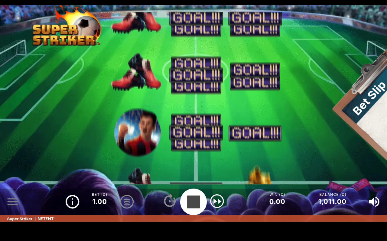 Super Striker gameplay
